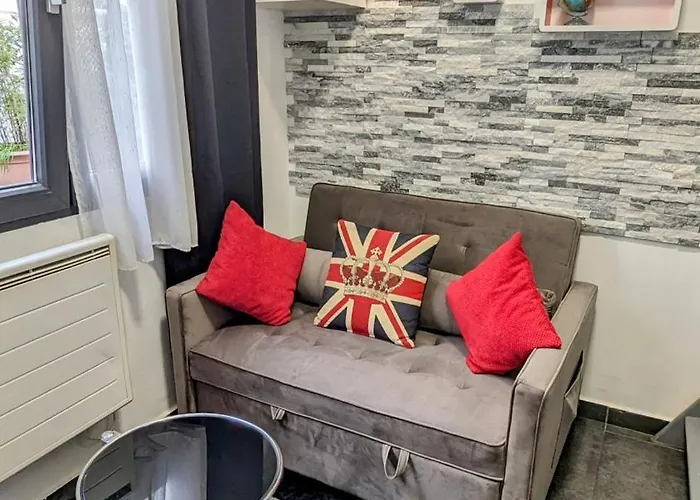 Ideal For Exploring Paris On Foot