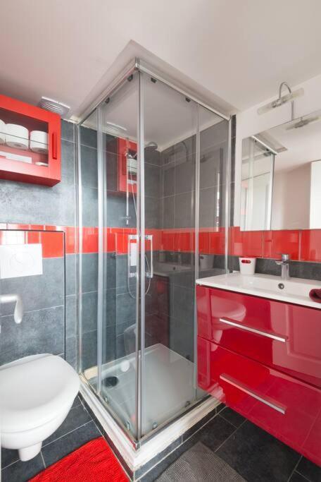 Ideal For Exploring On Foot Apartment *